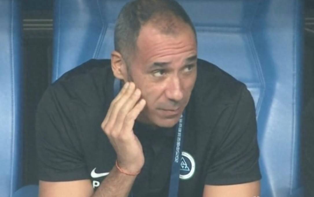 圣保罗训练开放日;关键战迎来里程碑引观众欢呼;法联杯在即;细节决定成败的简单介绍 圣保罗训练开放日;关键战迎来里程碑引观众欢呼;法联杯在即;细节决定成败的简单介绍