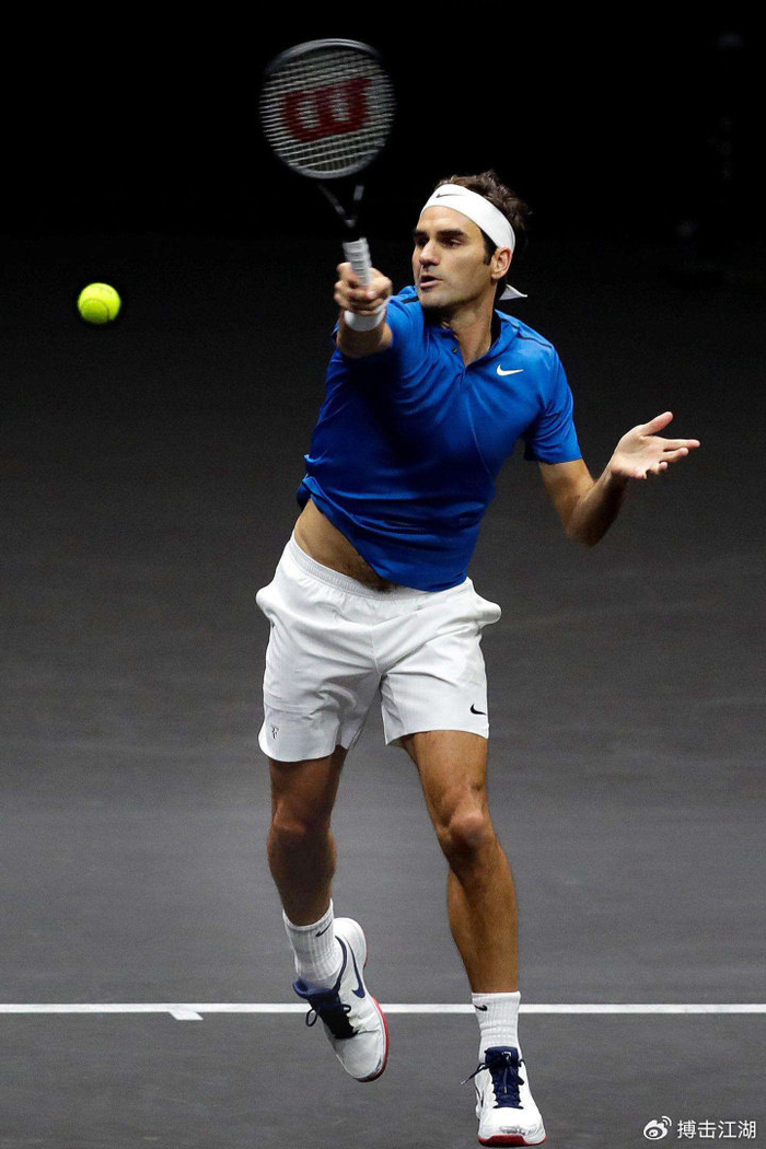  费德勒在加拿大队比赛中惊险取胜，关键助攻引发热议！